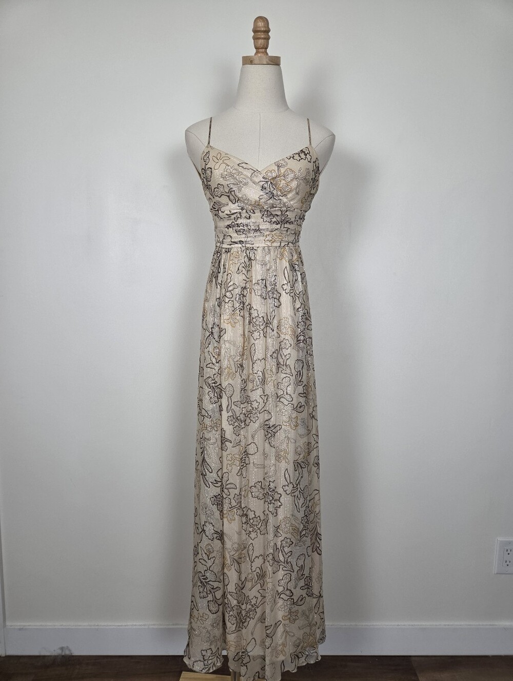 BCBG Silk Floral Midi Dress Sie 6 Formal Beige Cream (c1) - Picture 2 of 12